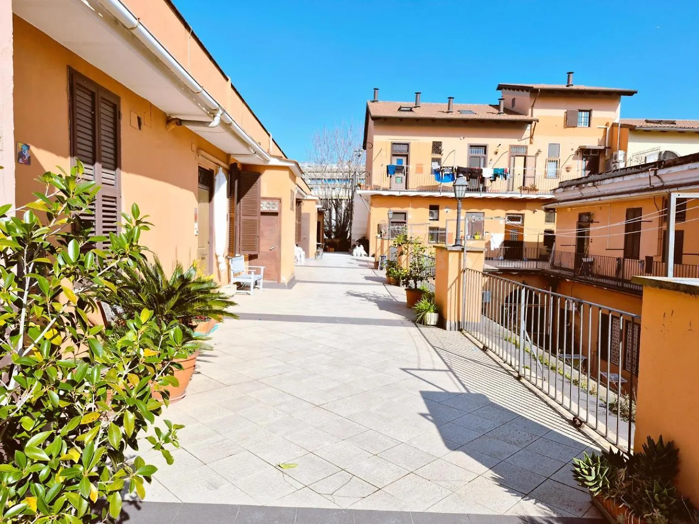 Apartment Appartamento Elegante Con Terrazzino A San Lorenzo Rome