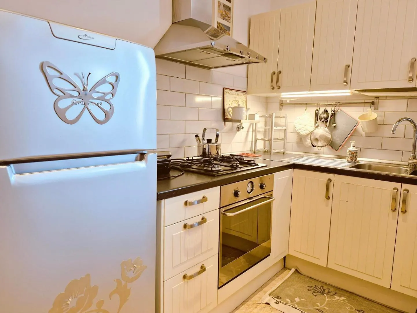 Appartamento Elegante Con Terrazzino A San Lorenzo Рим